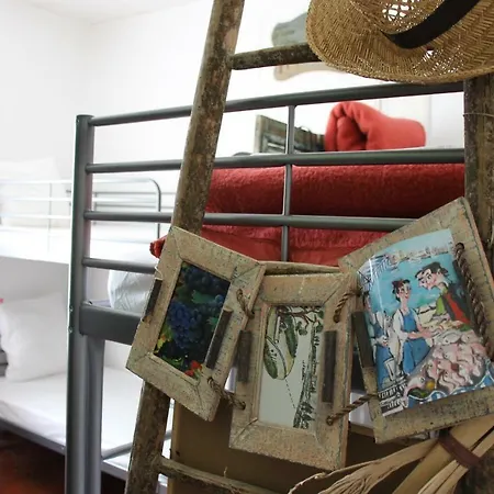 호스텔 Au Petit Chez Soi *