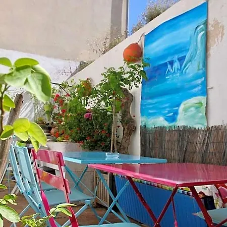 Hostel Au Petit Chez Soi *
